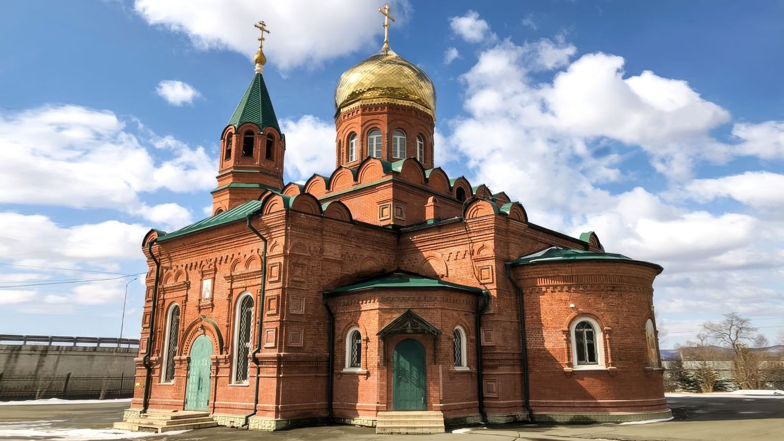 <p>Церковь Покрова Пресвятой Богородицы </p><p><strong>© Владивостокская епархия Русской Православной Церкви (Московский Патриархат)</strong></p><p><br><br></p>